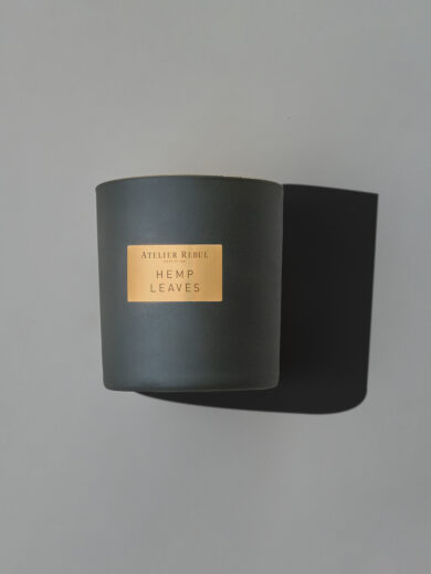 Hemp Leaves Scented Candle 210gr - Image 3